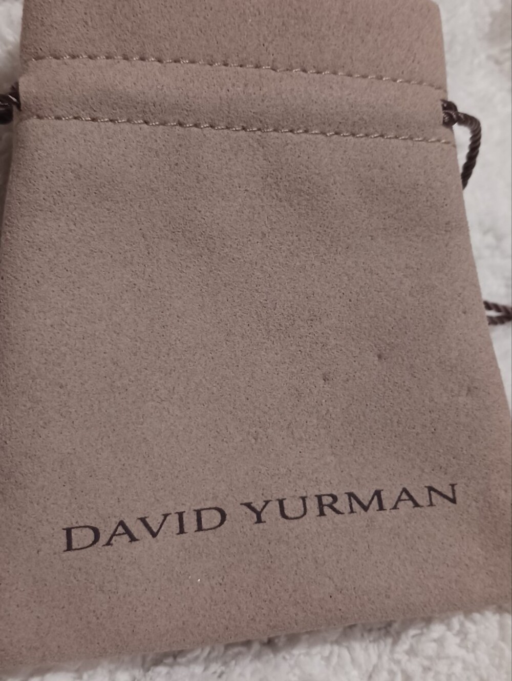 Daivd Yurman Drawstring Pouch & JUICY Couture Dangle Earrings - Picture 10 of 12